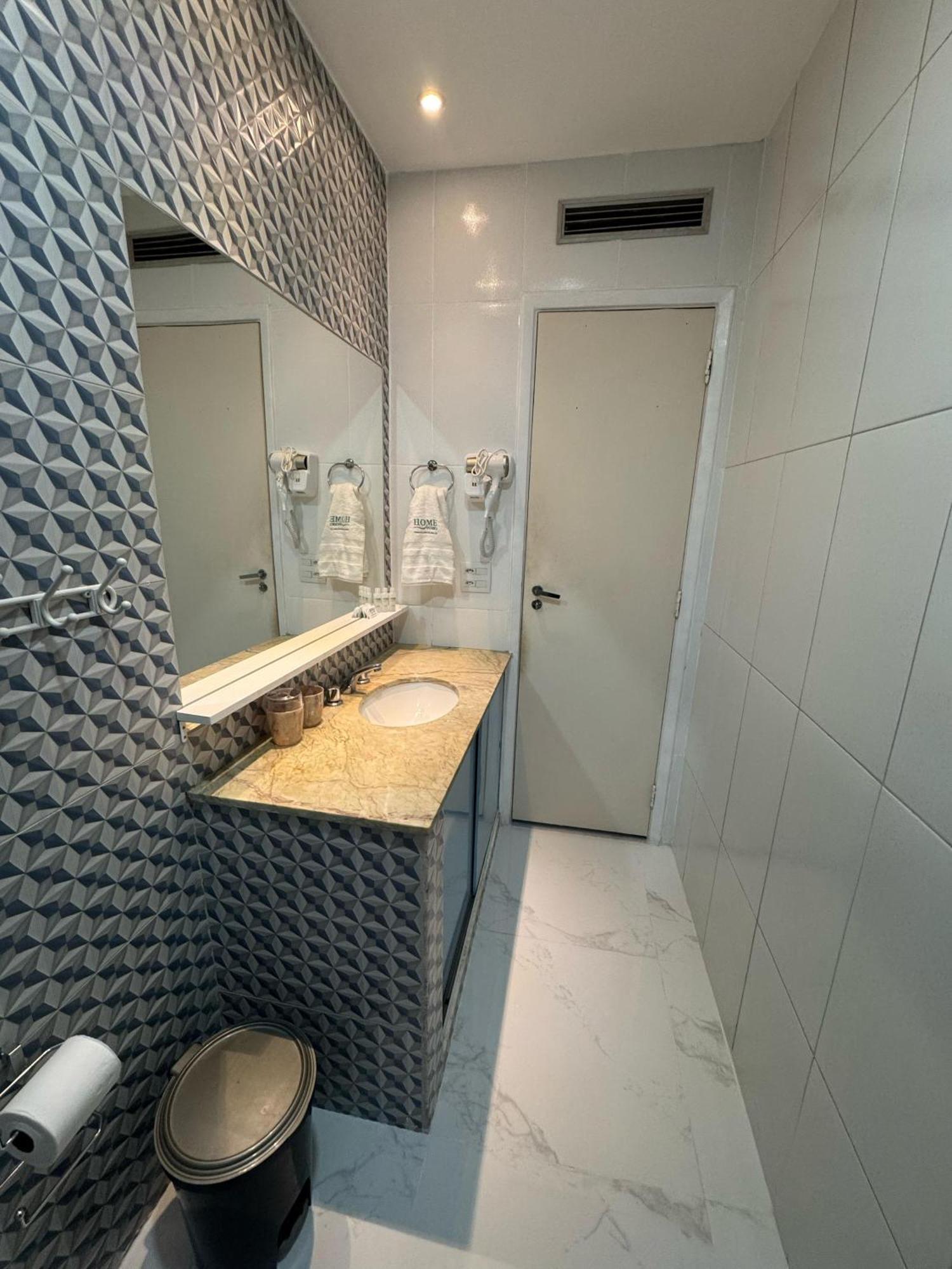 Apartamento Espacoso Apto A 3 Minutos Da D.u 187-1103